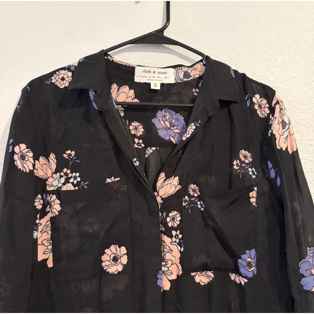 Cloth & Stone Anthropologie Floral Button Down Shirt Black Pink Purple SMALL - Picture 3 of 5